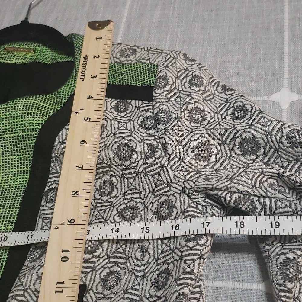 Rebecca Minkoff  Payton Travel Tweed Collarless Jacket, Neon Green/Black, Size 2 - Picture 15 of 16
